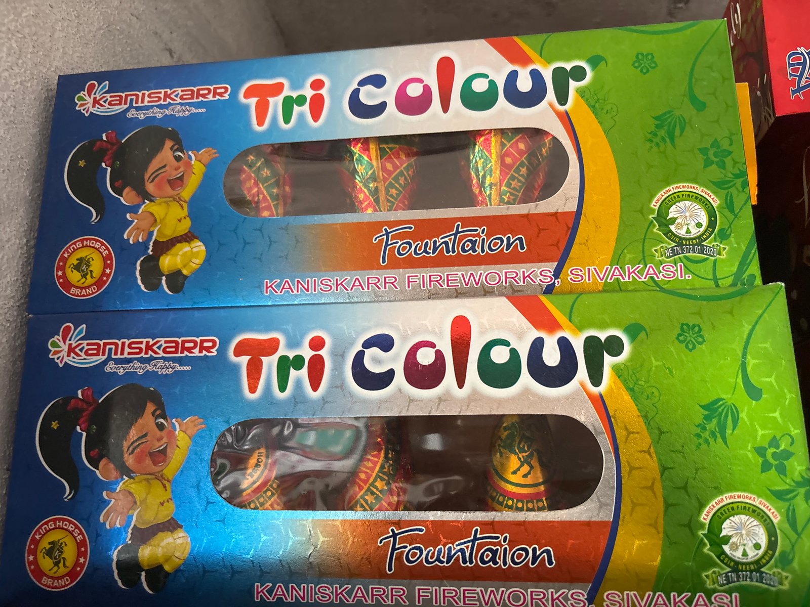 Try Colour  Pots