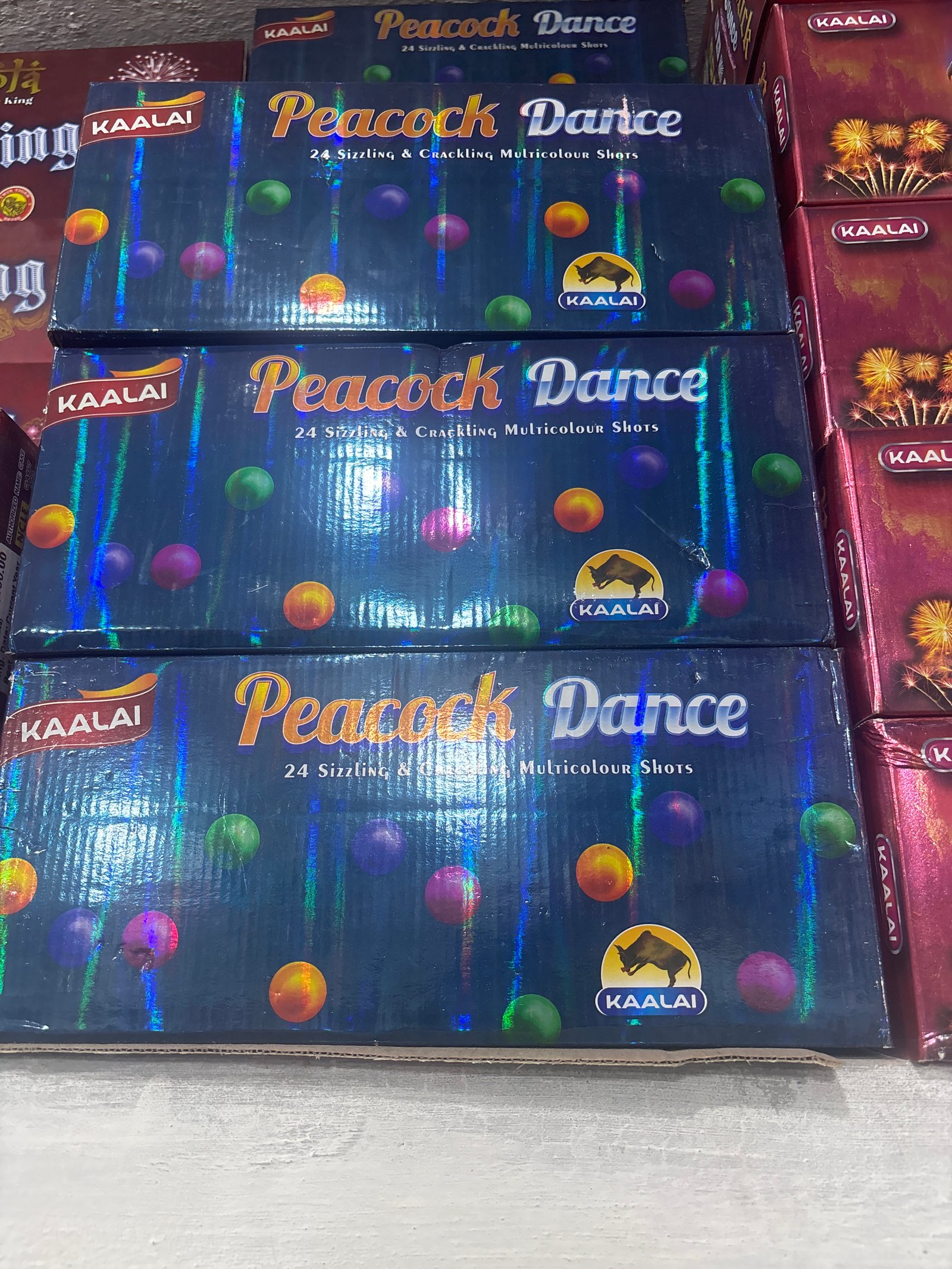 24 shot peacock dancing