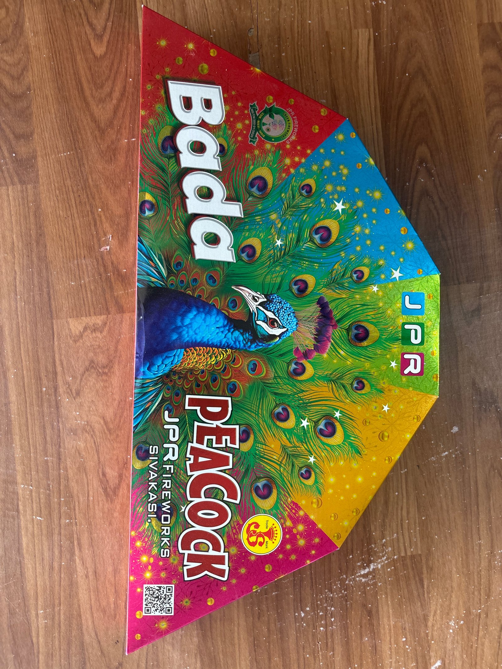 Mega bada peacock